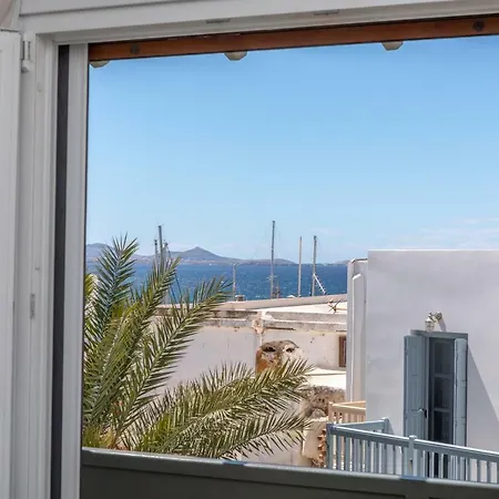 Daire Naxos Illusion Nikos Verikokos